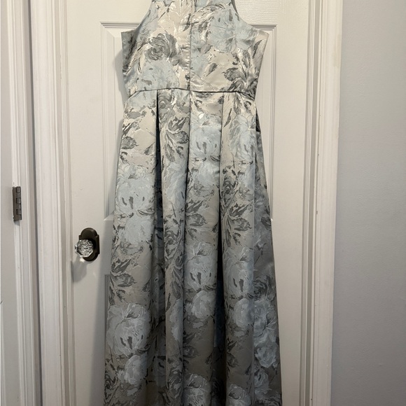 Alex Evening Floral Jacquard Sleeveless Ball Gown with Pockets - Picture 3 of 5